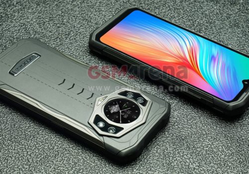 डूगी एस९८: दुईओटा स्क्रीन र नाइट भिजन क्यामरायुक्त स्मार्टफोन