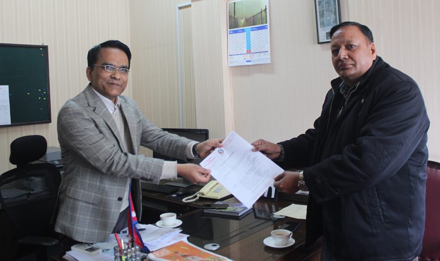 विज्ञान तथा प्रविधि क्षेत्रका लागि बजेट माग्दै योजना आयोग पुगे शिक्षा मन्त्री