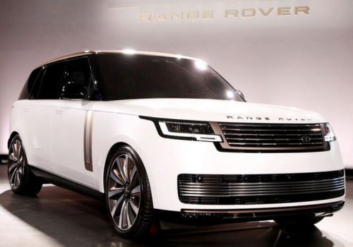 वैश्विक चिप अभावका कारण ज्यागुअर ल्याण्ड रोभरले गुमायो ९० लाख पाउण्ड