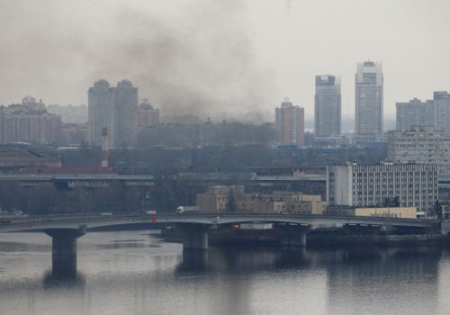 रुसको हमलाबाट गम्भीर संरचना बचाउ गर्न यूक्रेनद्वारा भूमिगत ह्याकर समूहलाई आग्रह