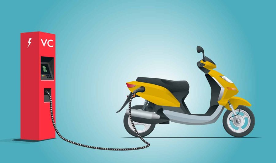 बाह्र वर्षीय बालकले बनाए विद्युतीय स्कुटर