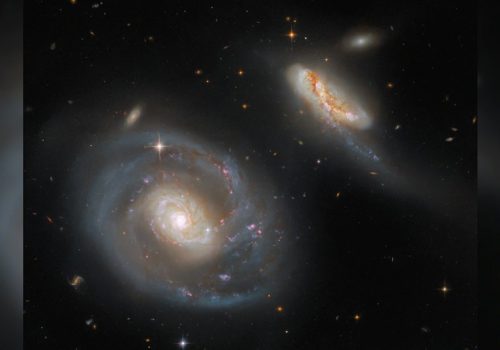 पृथ्वीबाट २० करोड प्रकाश वर्ष टाढा रहेका दुई आकाशगंगा आए नजिक