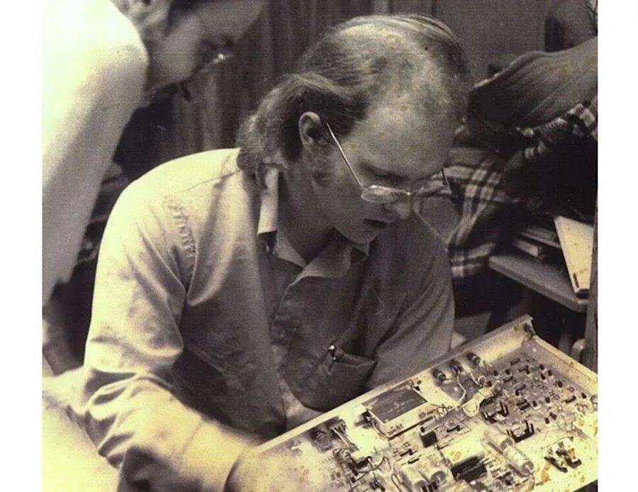 इथरनेटका सह-आविष्कारक डेभिड बोग्सको ७१ वर्षको उमेरमा निधन