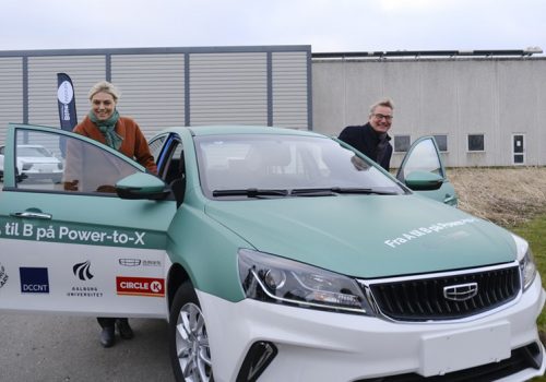 ई-मेथानोलबाट चल्ने गाडीको परीक्षण डेनमार्कमा गर्दै चिनियाँ अटोमेकर गीली