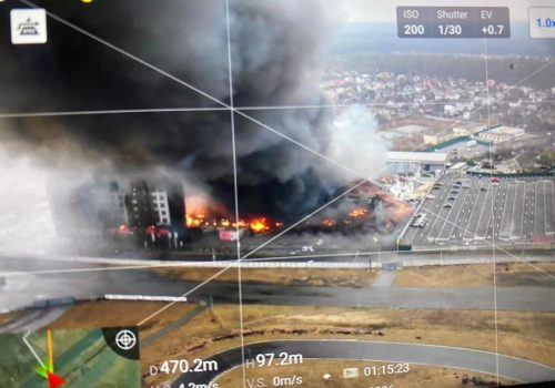 युक्रेनी ड्रोन उत्साहीहरू रूसी सेनालाई हटाउन युद्धमा सहभागी हुँदै