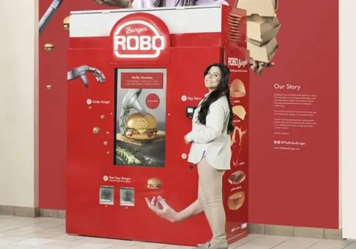 अब रोबोटले स्वचालितरुपमा बर्गर बनाउने, अमेरिकामा रोबोबर्गरले ल्यायो भेण्डिङ्ग मेसिन