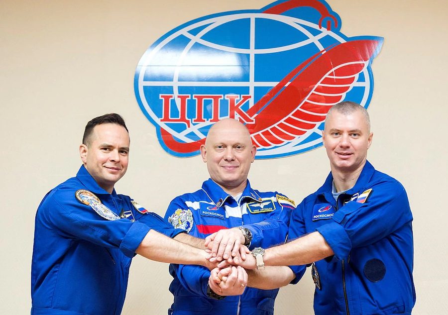 युक्रेन युद्धको छाँयामा अन्तर्राष्ट्रिय अन्तरिक्ष स्टेशनमा पुगे तीन रूसी अन्तरिक्ष यात्री