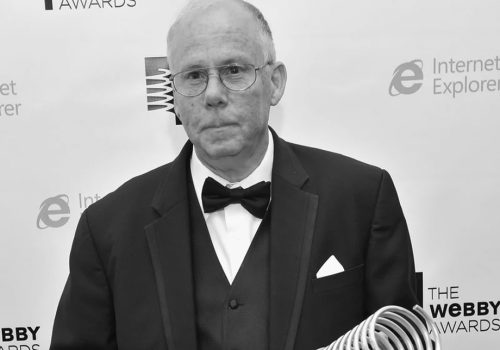 गीफका आविष्कारक स्टीफन विल्हाइटको निधन