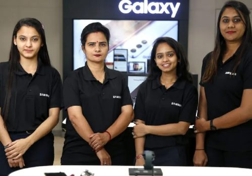 सामसङद्वारा भारतमा महिला कर्मचारी मात्र भएको पहिलो स्टोर स्थापना