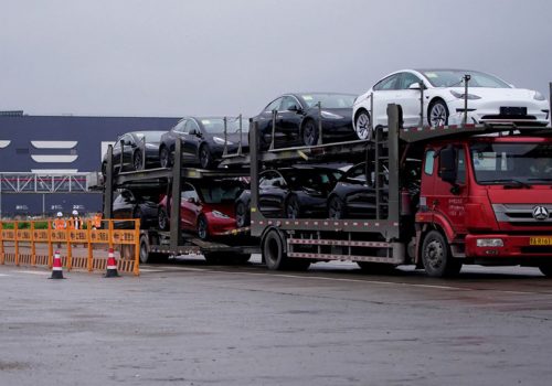 कोभिडका कारण टेस्लाद्वारा शांघाई प्लान्टको उत्पादन २ दिन स्थगित