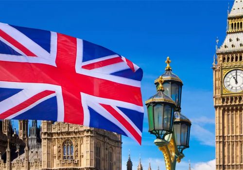 एक्सले आलोचना गरेपछि बेलायतद्वारा आफ्नो नयाँ अनलाइन सुरक्षा कानुनको बचाऊ