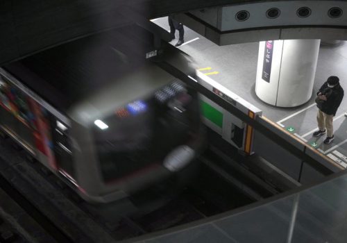 जापानका प्रमुख रेलवे सेवा अब नवीकरणीय उर्जाबाट मात्रै चल्ने