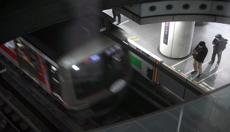 जापानका प्रमुख रेलवे सेवा अब नवीकरणीय उर्जाबाट मात्रै चल्ने