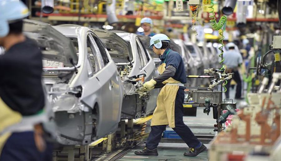 कार-ग्रेडका माइक्रोकन्ट्रोलर यूनिट चिप उत्पादन गर्दै चीन