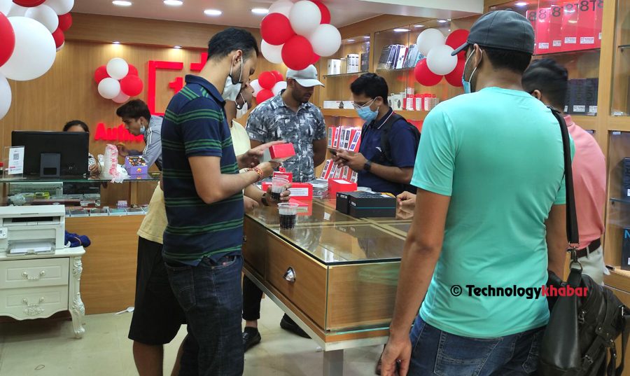 नाफा मार्जिन वृद्धि गराउन आयातकर्ताहरुसँग नेपाल मोबाईल व्यवसायी महासंघको माग