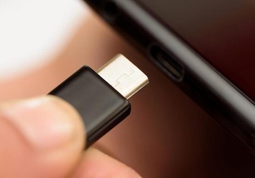 एक महिनामै सवा करोड रुपैयाँको मोबाइल चार्जर आयात