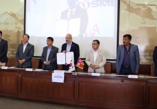 एसएमइज र स्टार्टअप्समा सहकार्य गर्न एफएनसीसीआई र कोरियन एजेन्सी कोस्मे बीच समझदारी