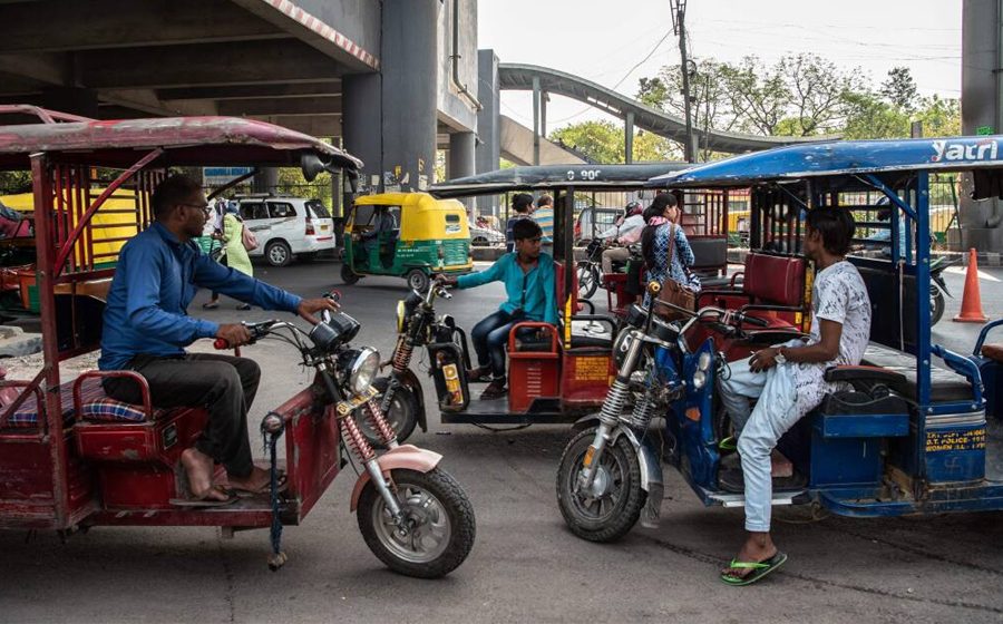 भारतले विद्युतीय स्कुटर, रिक्साका लागि नयाँ ‘ब्याट्री स्वाप’ नीतिको योजना गर्दै