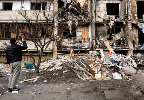 डोयच टेलिकोम र अन्य अपरेटर युक्रेनीहरूको लागि रोमिङ शुल्क कटौती गर्न सहमत