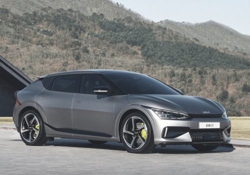 भारतमा पहिलो पटक कियाको इलेक्ट्रिक कार इभी६ सार्वजनिक हुँदै