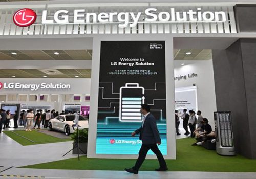 अन्य देशमा उत्पादन बढाउँदै कोरियाली ब्याट्री उत्पादकहरु