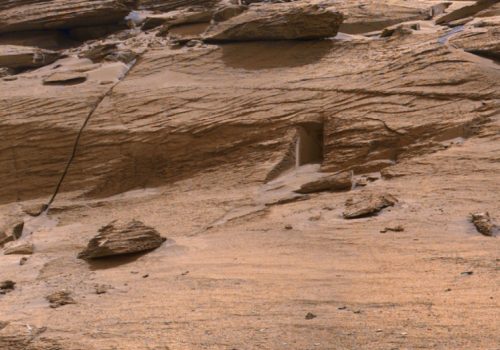 के मंगल ग्रहमा एलियनहरुको ढोकामा पुगेको हो नासाको रोभर ?