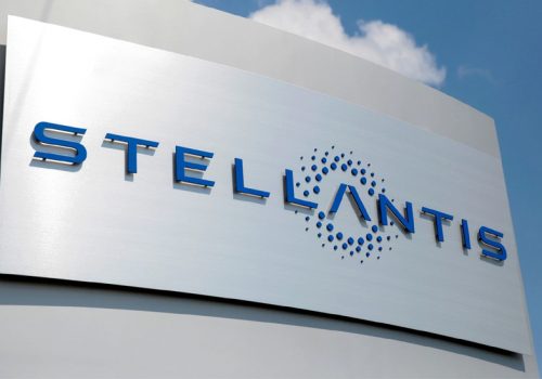 स्टेलान्टिसले ल्यायो हल्का, छिटो चार्ज हुने इभी ब्याट्री