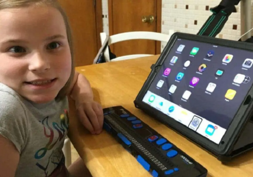 एन्ड्रोइड १३ बिटा ३ दृष्टिविहीनले पनि प्रयोग गर्न सक्ने