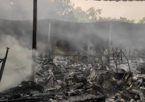 दिल्लीको विद्युतीय सवारी पार्किङमा भयानक आगलागी, एक सयभन्दा बढी ईभी जलेर नस्ट