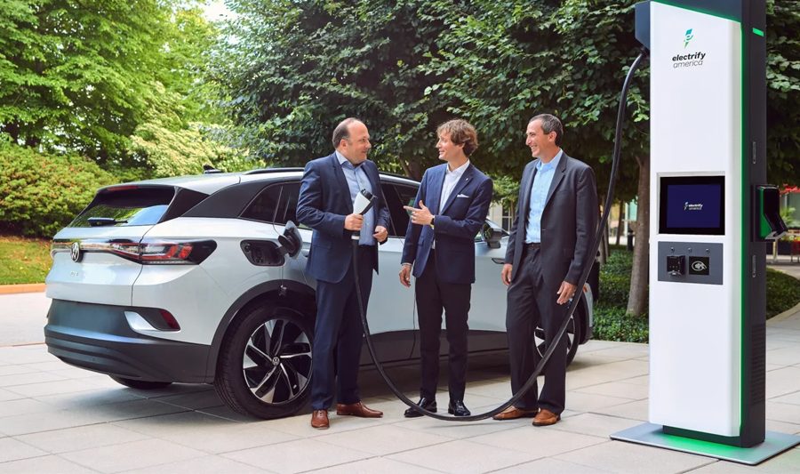 चार्जिङ पूर्वाधारका लागि फक्सवागन र साइमेन्सद्धारा इलेक्ट्रिफाई अमेरिकामा ४५ करोड डलर लगानी