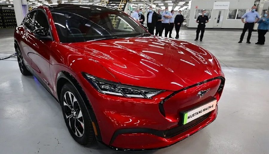 ब्याट्री तात्ने समस्या आएपछि फोर्डद्वारा ४९ हजार विद्युतीय गाडी ‘रिकल’