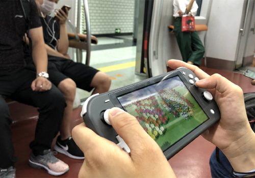 निन्टेन्डो र माइक्रोसफ्टलाई टक्कर दिन ह्याण्डहेल्ड गेमिङ कन्सोल विकास गर्दै सोनी