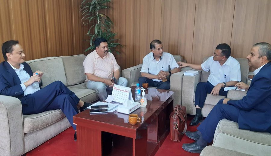 विद्युतीय बीजकको बिषयमा आन्तरिक राजस्वसँग सुनचाँदी व्यवसायीको छलफल