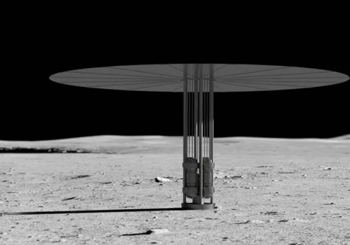 चन्द्रमामा आणविक उर्जा प्रणाली विकास गर्न नासाले छान्यो तीन कम्पनी