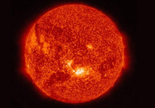 सूर्यमा फेरि भयानक विष्फोट, ३ घण्टासम्म निस्कियो चर्को प्रकाश