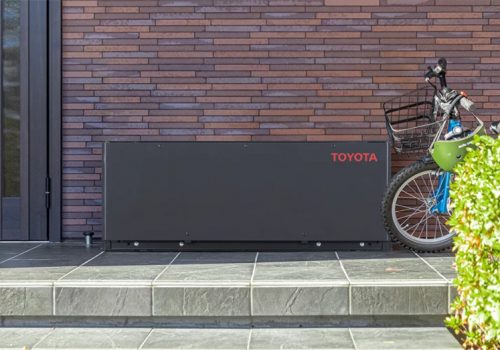 टेस्ला पावरवालसँग प्रतिस्पर्धा गर्न टोयोटाको होम ब्याट्री प्याक सार्वजनिक