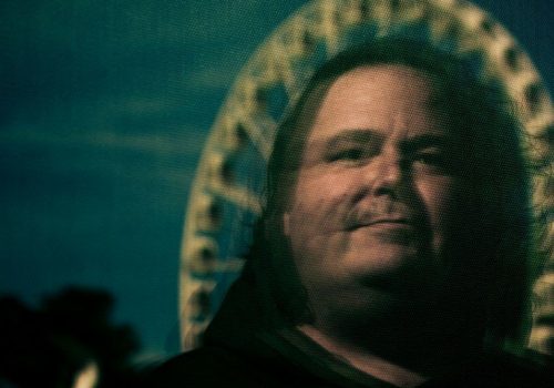 गुगलको एआई प्रविधि भावनायुक्त भएको दाबी गर्ने गुगल इन्जिनियर बर्खास्तीमा