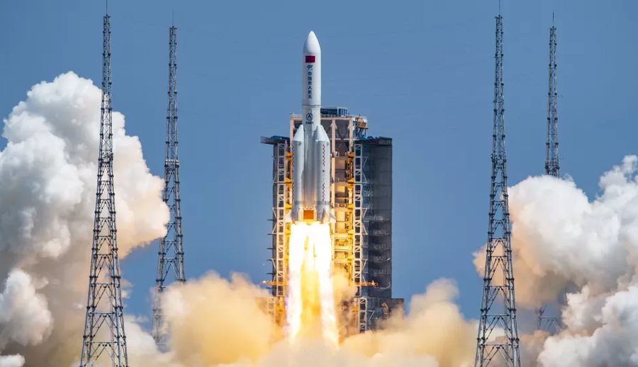 लङ मार्च ५बी रकेटको भग्नावशेष पृथ्वीमा खस्यो