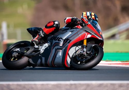 मोटोई रेसिङका लागि डिजाइन गरिएको डुकाटीको पहिलो इलेक्ट्रिक मोटरसाइकल