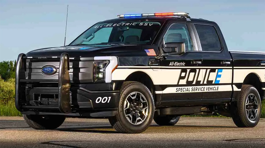 फोर्डद्वारा प्रहरीको लागि निर्मित इलेक्ट्रिक पिकअप एफ-१५० लाइटनिङ प्रो सार्वजनिक