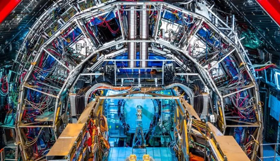 डार्क म्याटर अनुसन्धानमा वैज्ञानिकहरूले पहिलो पटक भेटाए तीन “अनौठा” कणहरू