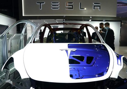 टेस्ला सांघाईको पहिलो अर्धवार्षिक डेलिभरी २०२१ को तुलनामा ६० प्रतिशत भन्दा बढी