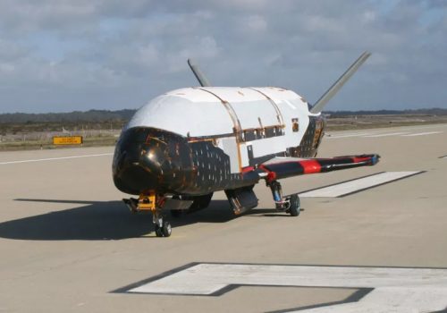 अमेरिकी सेनाको रहस्यमयी अन्तरिक्ष विमानको रेकर्ड, कक्षमा उडानको ७८० दिन पूरा गर्दै