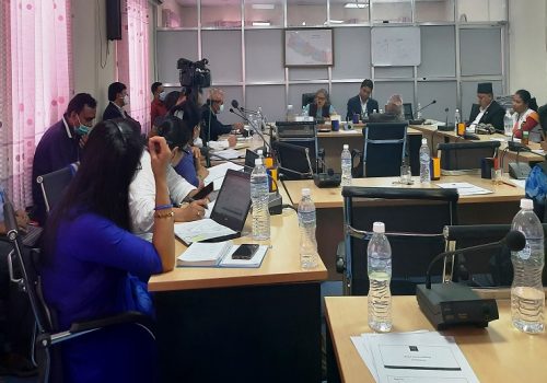 नयाँ बन्ने सरकारी भवन टेलिकमको टावर राख्न मिल्नेगरी निर्माण गर्न विकास समितिको निर्देशन