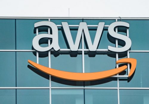 क्लाउड र एआई पूर्वाधारका लागि बेलायतमा साढे १० अर्ब डलर लगानी गर्दै अमेजन