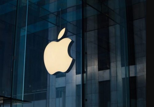 मागको चिन्तामा बार्कलेजले डाउनग्रेड गरेपछि एप्पलको शेयर सात हप्ताको तल्लो स्तरमा