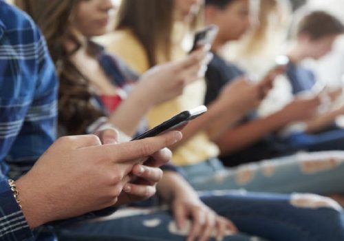 फेसबुकको समस्याप्रति माफी मागे मार्क जुकरबर्गले