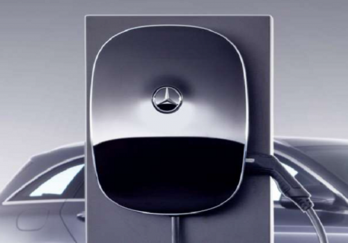 मर्सिडीजले भारतमा १४० फास्ट चार्जिङ स्टेशन निर्माण गर्ने