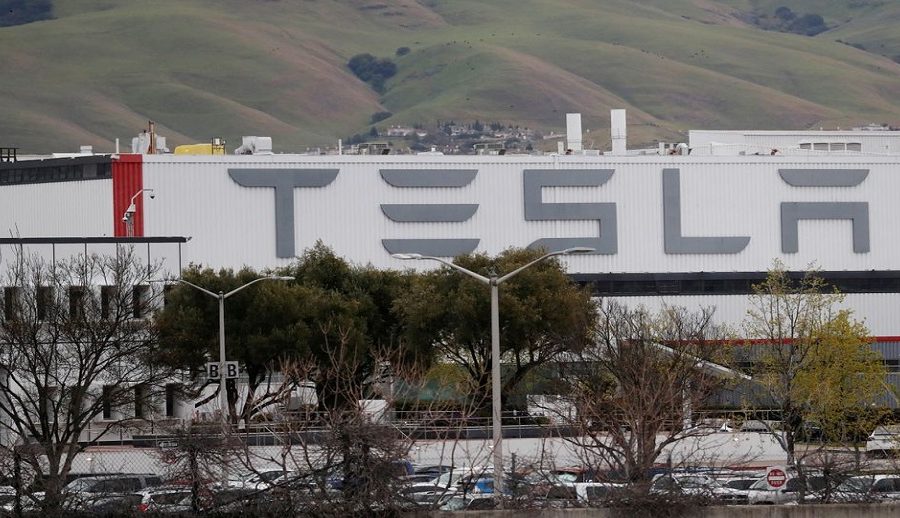 टेस्लाद्वारा क्यालिफोर्निया एजेन्सीलाई मुद्दा खारेज गर्न आग्रह