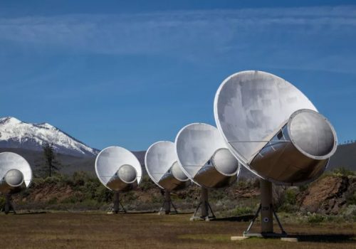 एलेन टेलिस्कोपले पायो ताराहरुको बिचमा पुगेको भोएजर १ यानले पठाएको संकेत